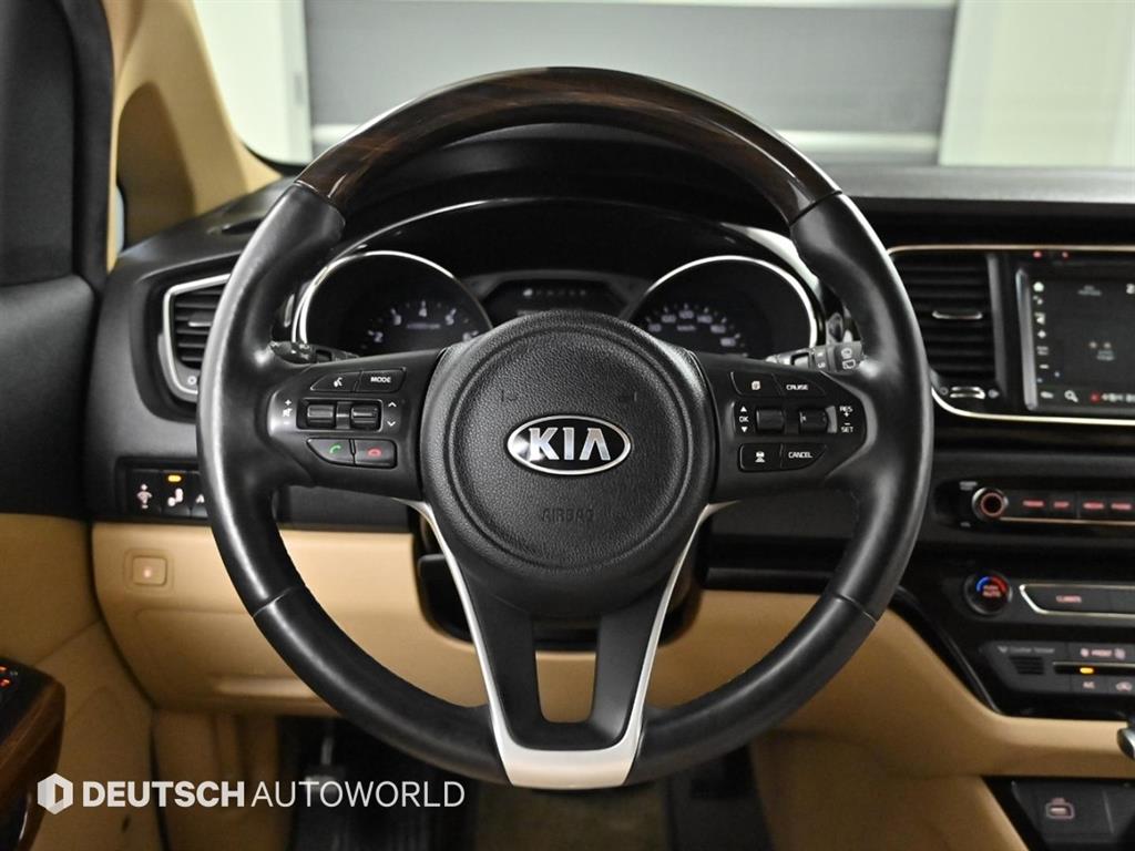 KIA Carnival 2018 Negro - Importación desde Corea - HF Imports Iquique - Foto 13