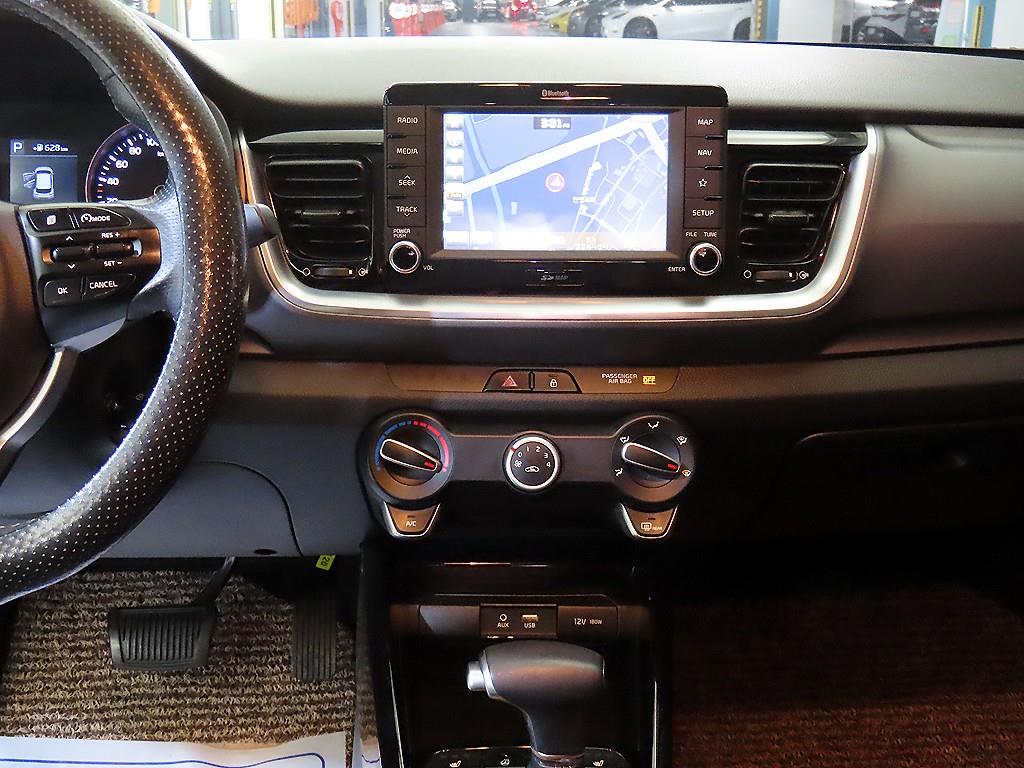 KIA Stonic - Vista 11