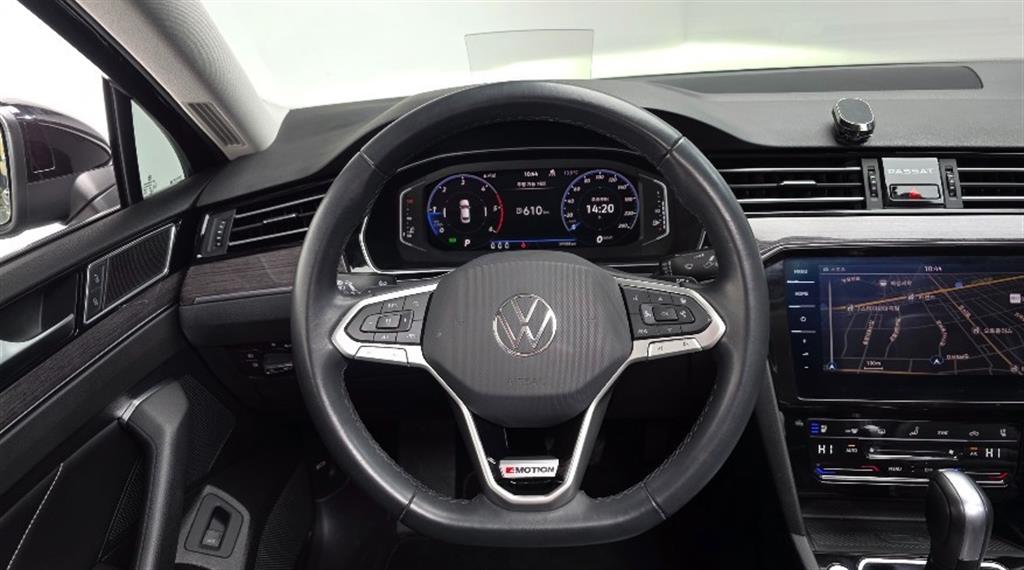 Volkswagen Passat 2022 Negro - Importación desde Corea - HF Imports Iquique - Foto 13