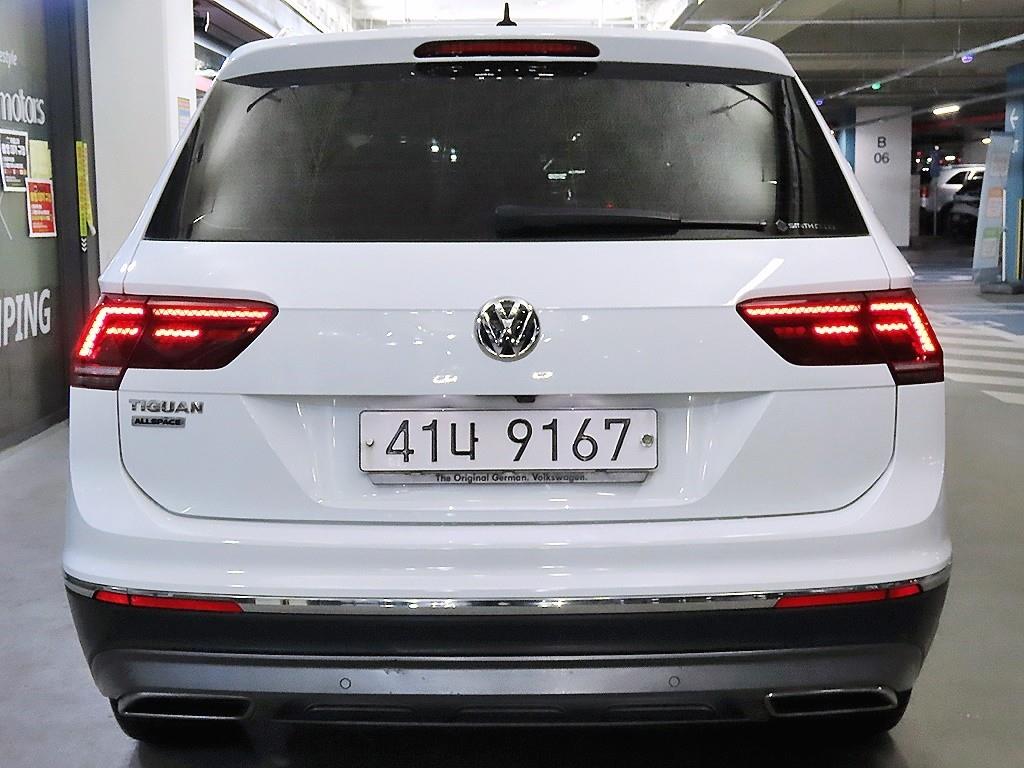 Volkswagen Tiguan - Vista 5