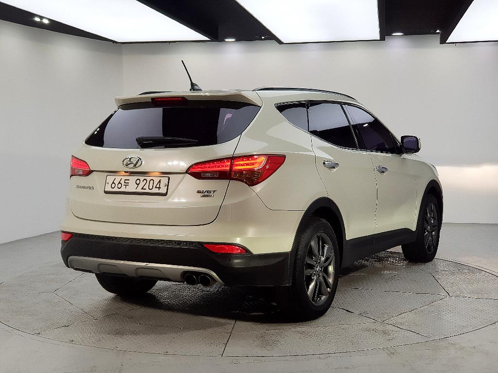 HYUNDAI Santa Fe - Vista 4