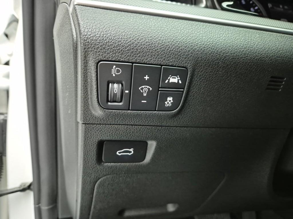 KIA K5 2020 Blanco - Importación desde Corea - HF Imports Iquique - Foto 17