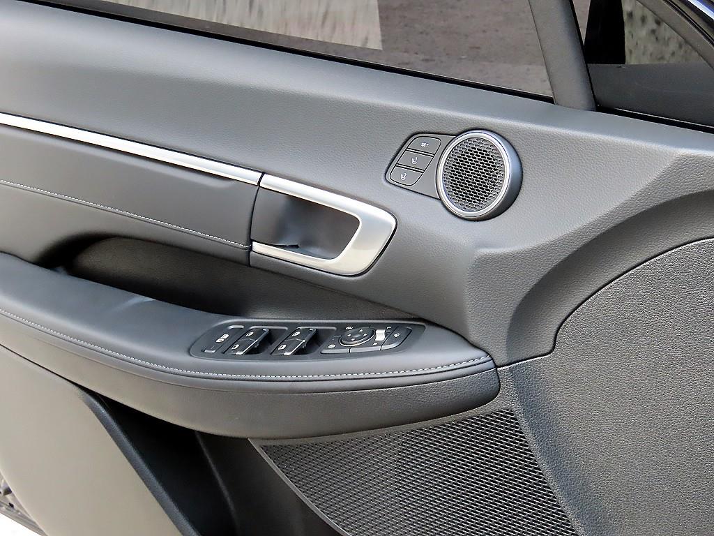 HYUNDAI Sonata - Vista 11