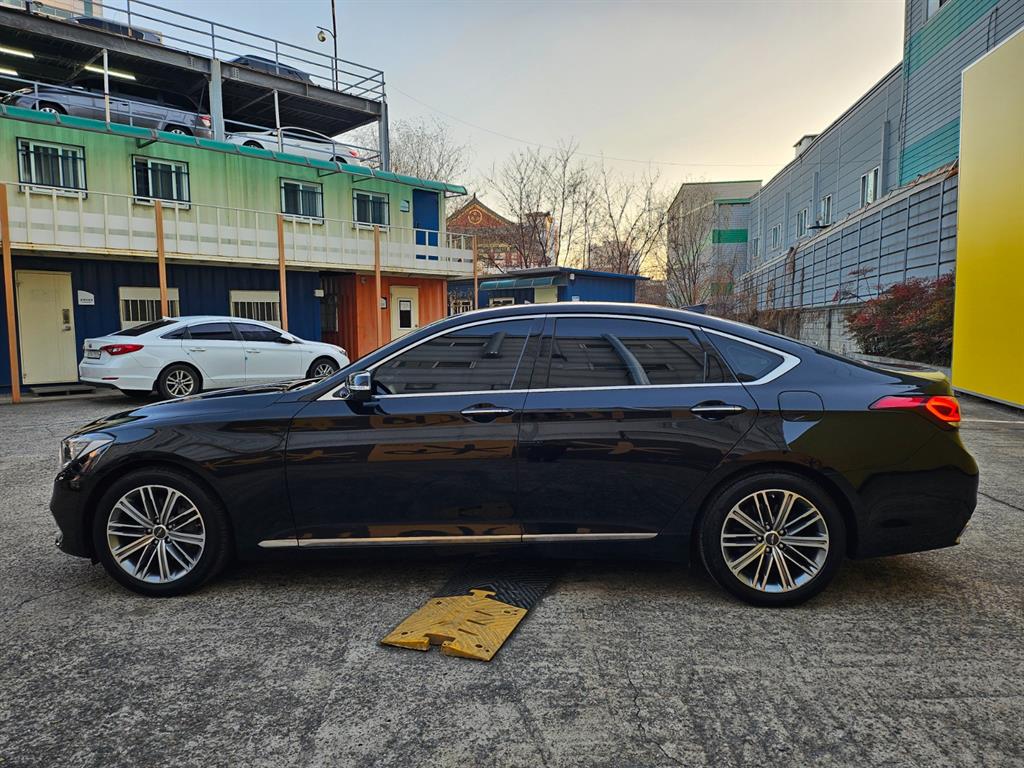 Genesis G80 - Vista 4