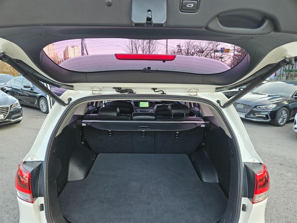 KIA Sorento 2016 Blanco - Importación desde Corea - HF Imports Iquique - Foto 19