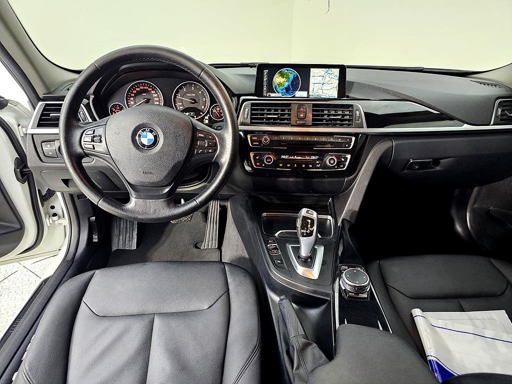 BMW 3 series - Vista 5