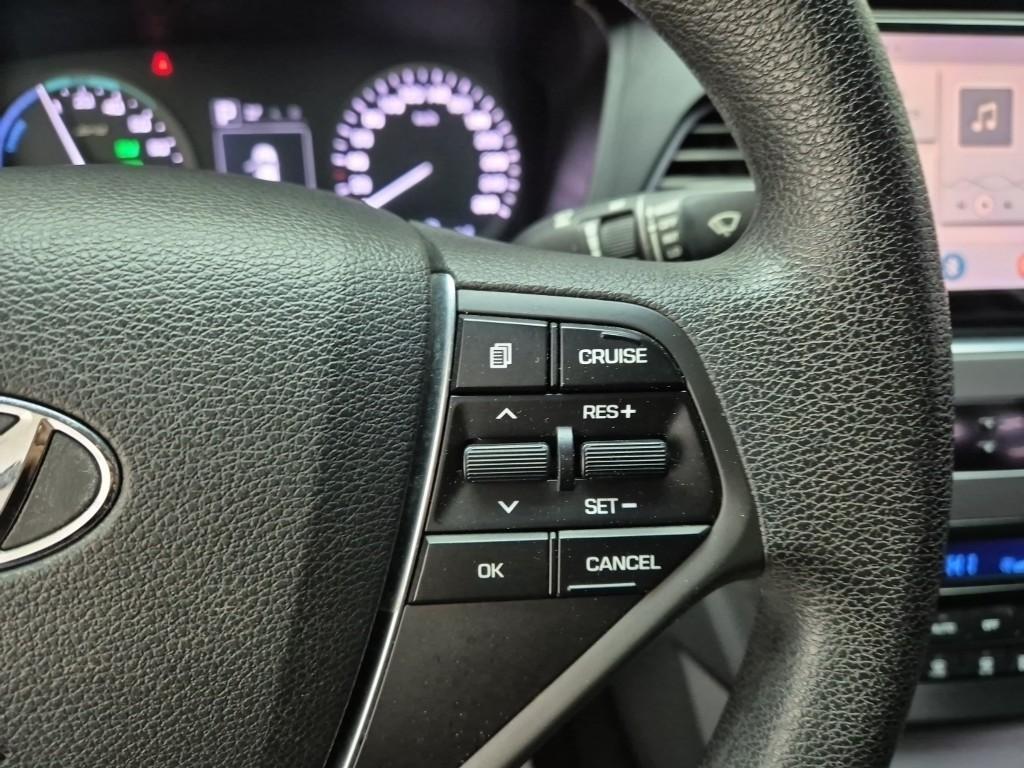 HYUNDAI Sonata - Vista 12