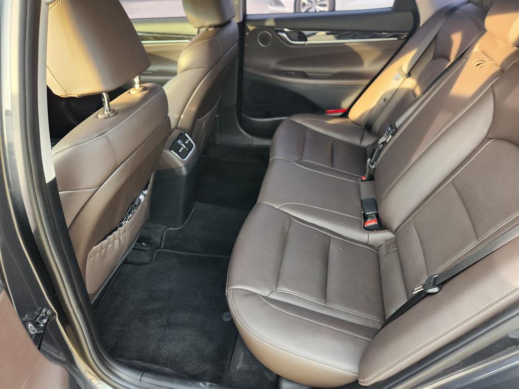 HYUNDAI Grandeur - Vista 6