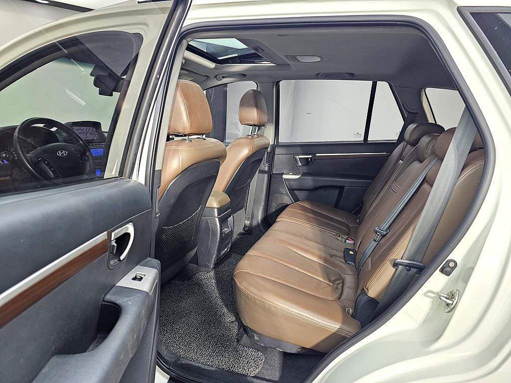 HYUNDAI Santa Fe - Vista 9