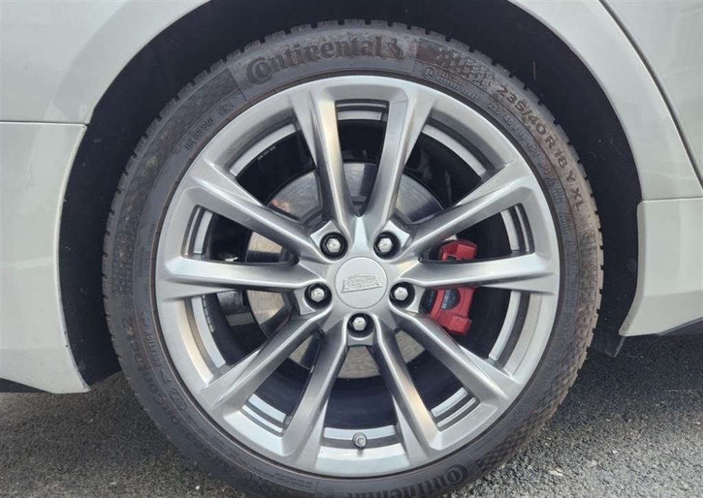 Cadillac CT4 - Vista 9