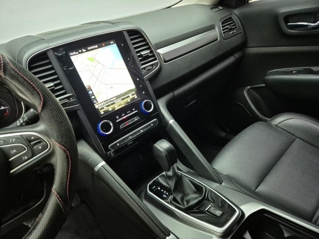 SAMSUNG QM6 - Vista 10