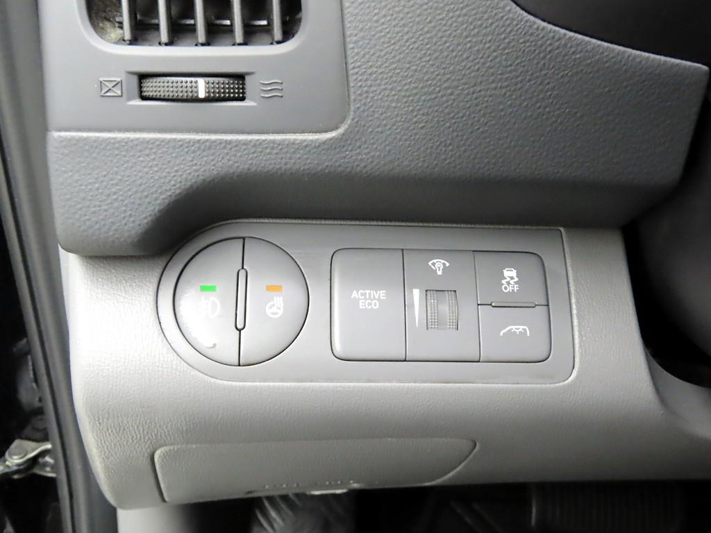 HYUNDAI Starex - Vista 12