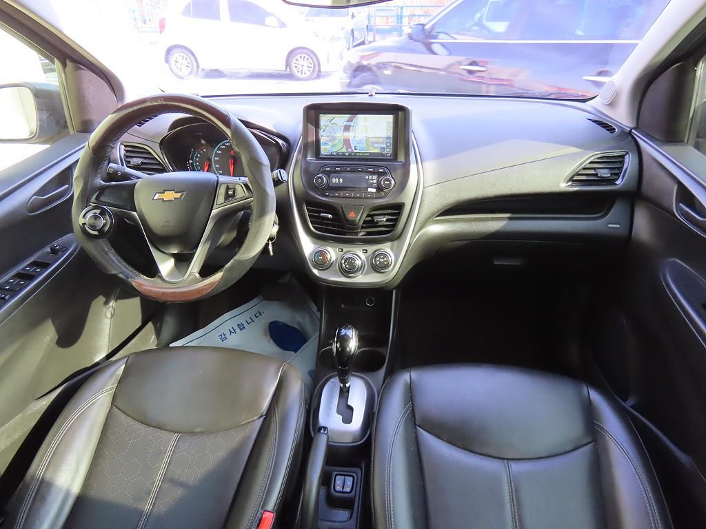 Chevrolet Spark - Vista 5