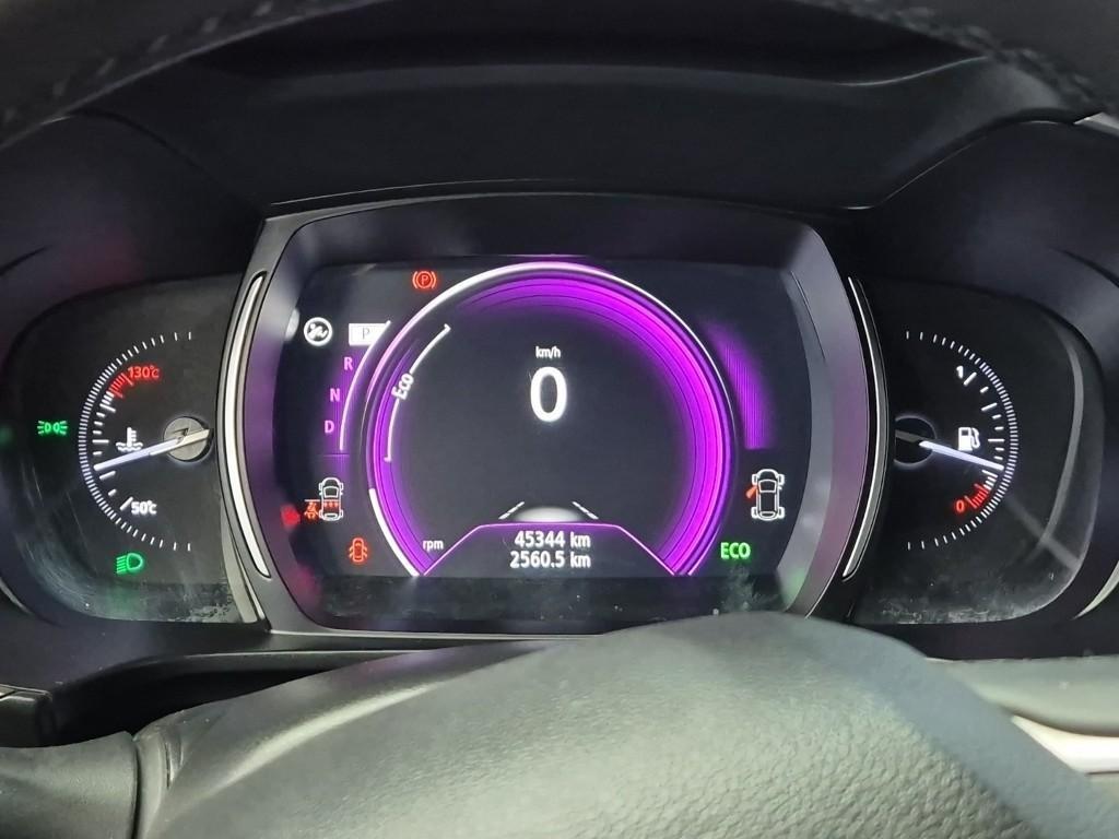 SAMSUNG QM6 - Vista 8