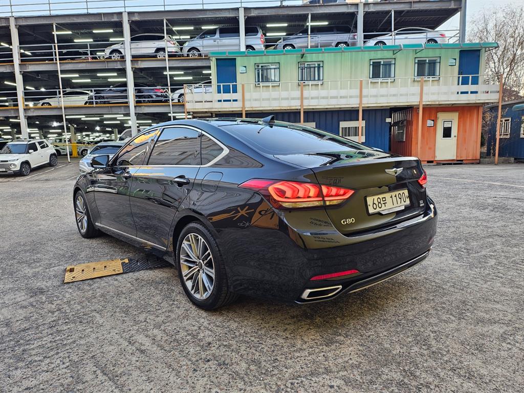 Genesis G80 - Vista 5