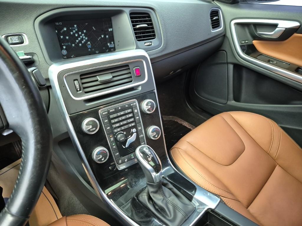 Volvo S60 2016 Gris - Importación desde Corea - HF Imports Iquique - Foto 14