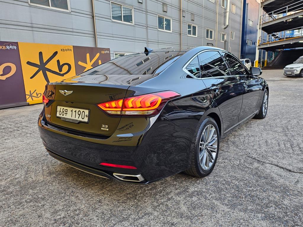 Genesis G80 - Vista 7