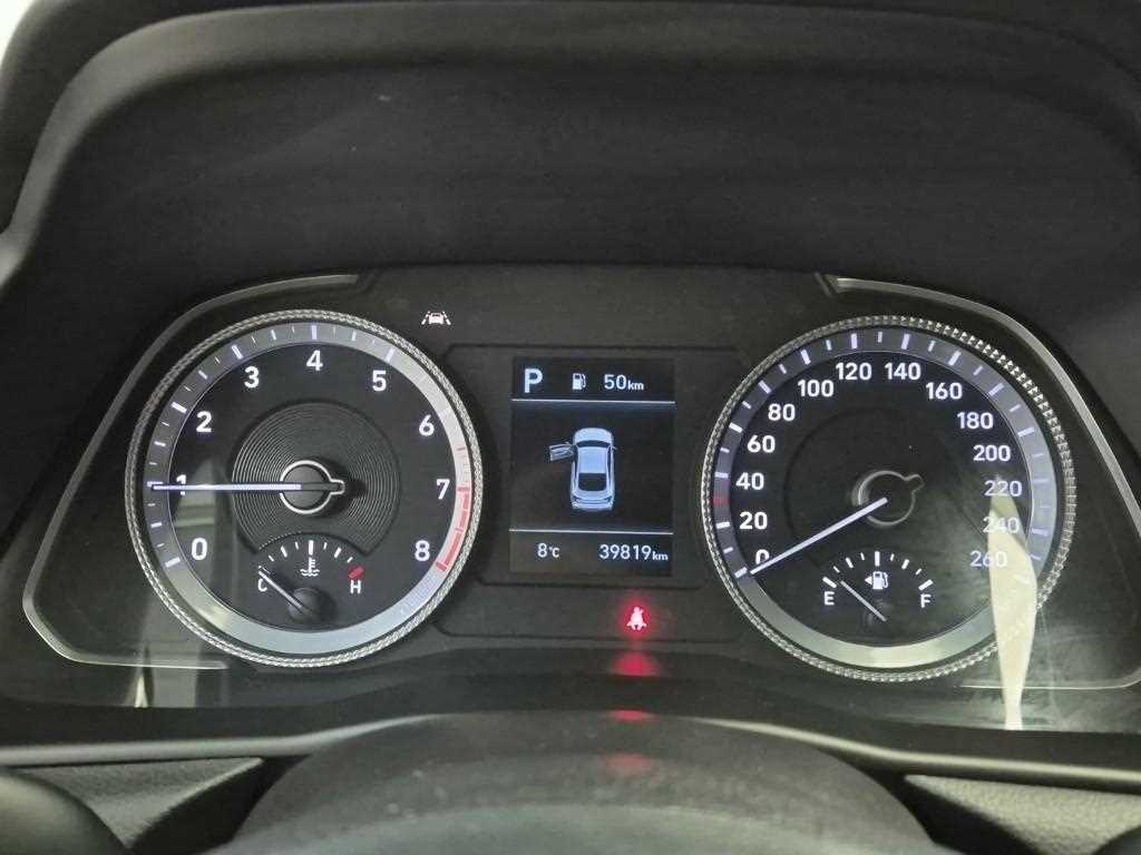 HYUNDAI Sonata - Vista 6