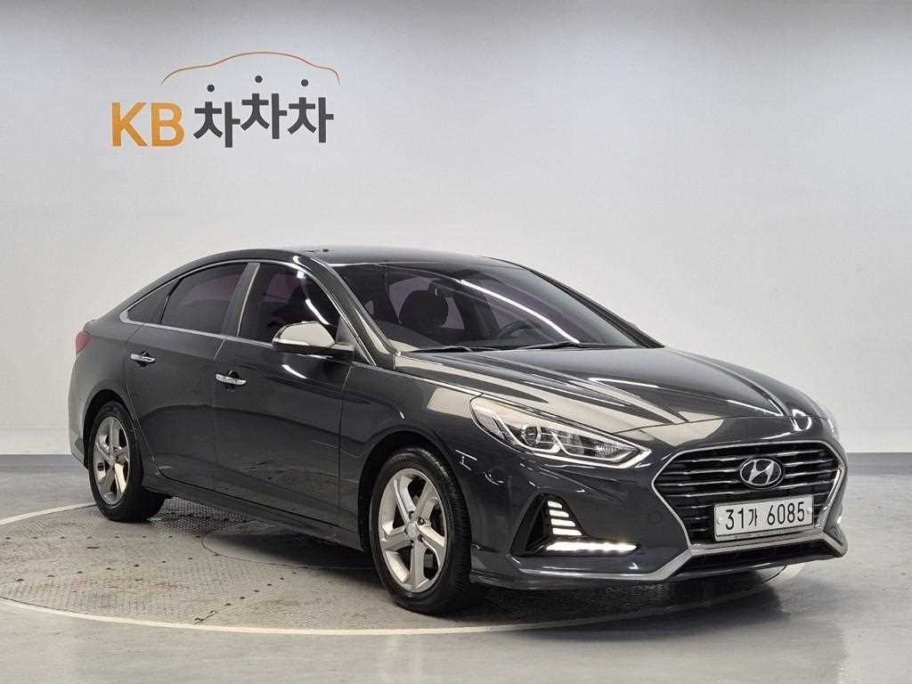 HYUNDAI Sonata - Vista 4