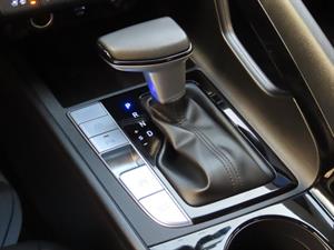 HYUNDAI Avante - Vista 12