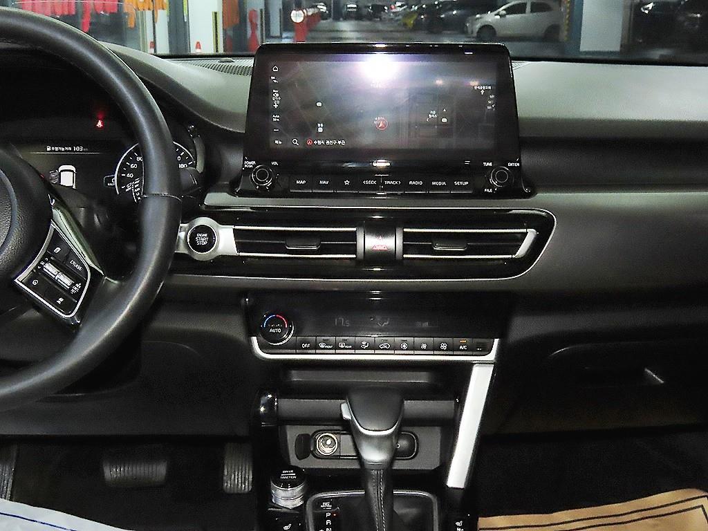 KIA Seltos - Vista 11