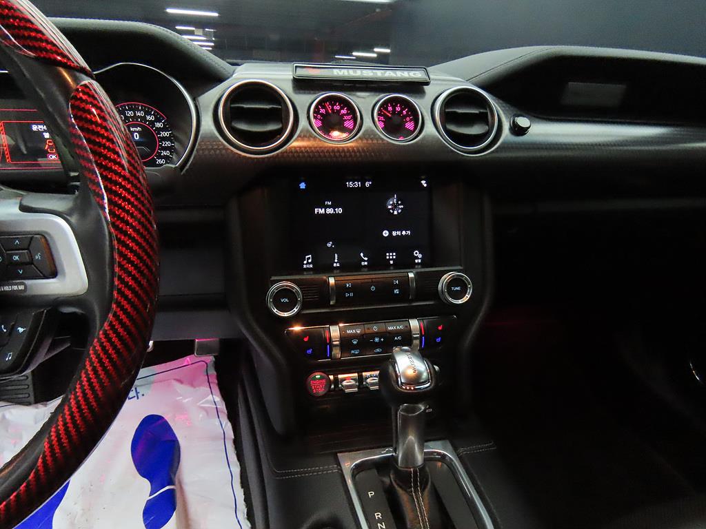 Ford Mustang - Vista 9