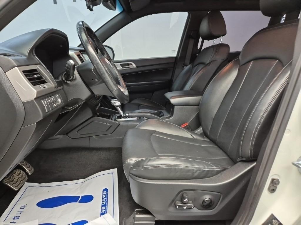 Ssangyong Rexton - Vista 11