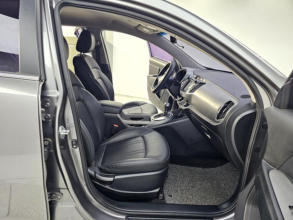 KIA Sportage - Vista 11