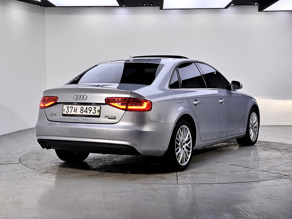 Audi A4 - Vista 4