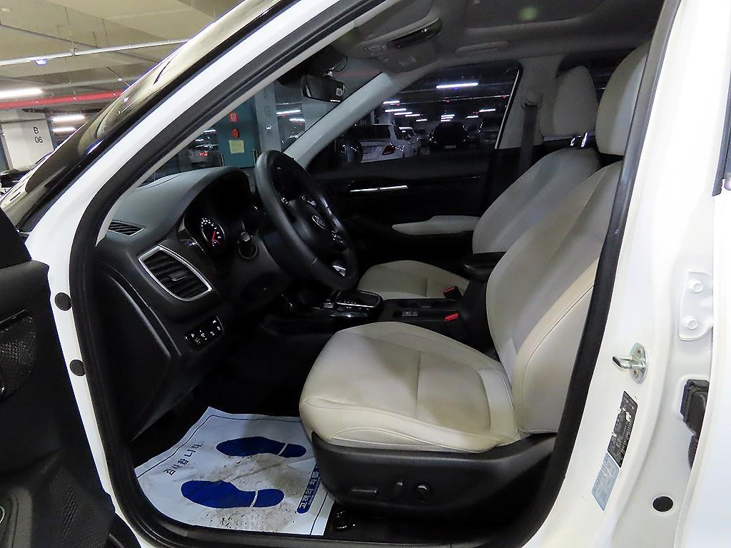 KIA Seltos - Vista 6