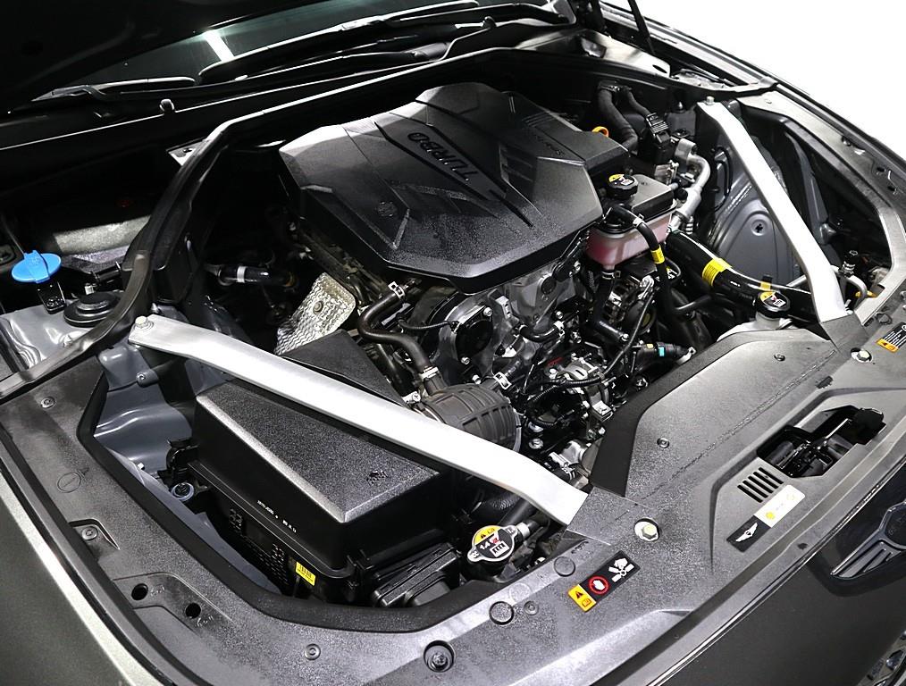 Genesis G70 - Vista 6