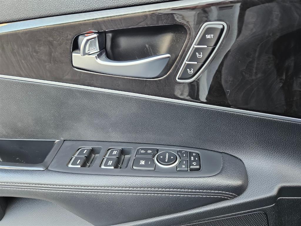 KIA Sorento - Vista 12