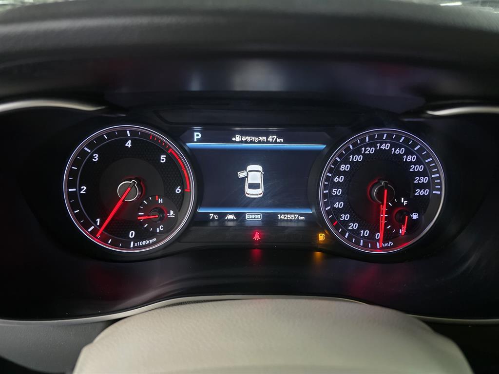 Genesis G70 - Vista 12