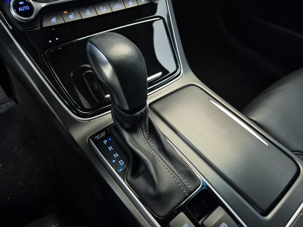 HYUNDAI Grandeur - Vista 8