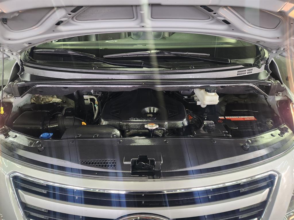 HYUNDAI Starex 2018 Gris - Importación desde Corea - HF Imports Iquique - Foto 20