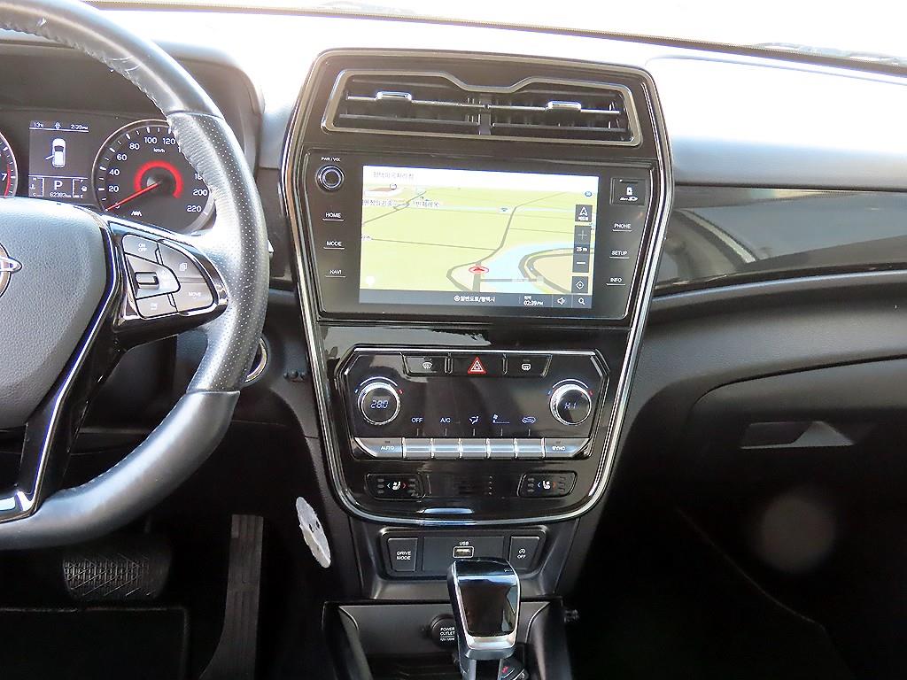 Ssangyong Tivoli - Vista 10