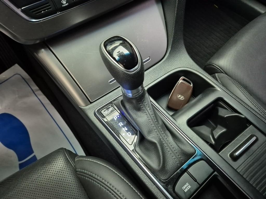 HYUNDAI Sonata - Vista 8