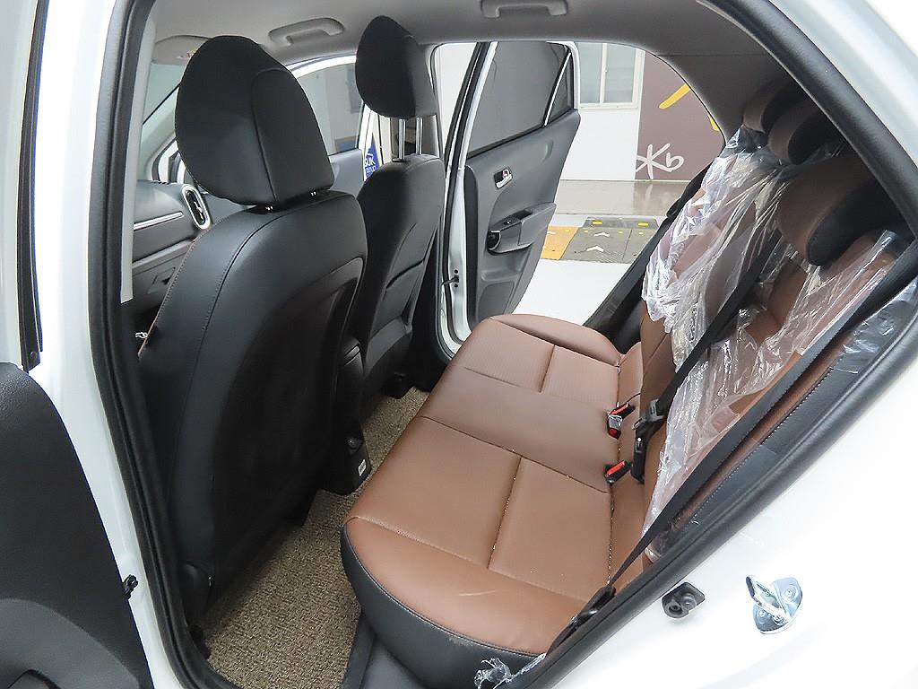 KIA Morning 2026 Blanco - Importación desde Corea - HF Imports Iquique - Foto 9