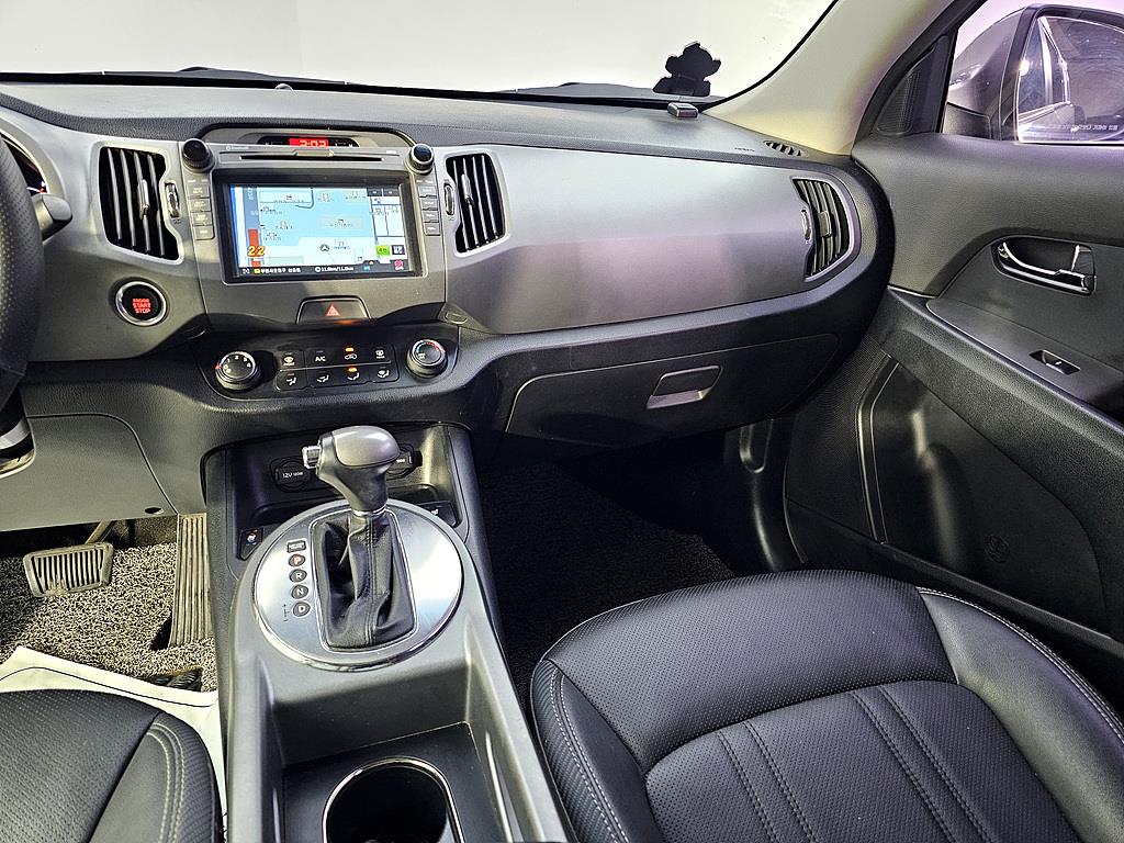 KIA Sportage - Vista 10