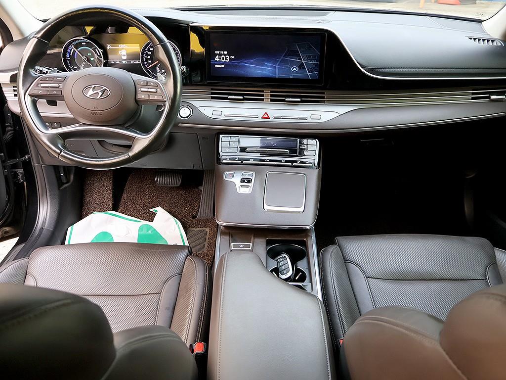 HYUNDAI Grandeur - Vista 9