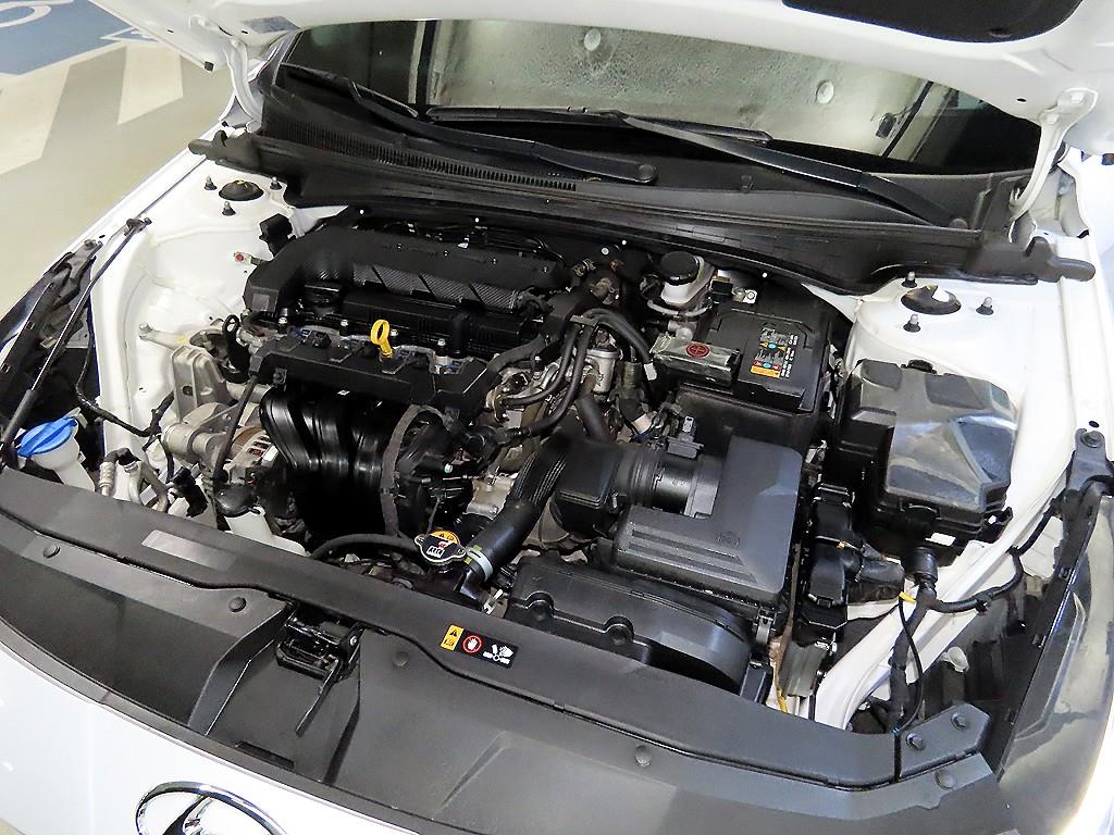 HYUNDAI Avante 2021 Blanco - Importación desde Corea - HF Imports Iquique - Foto 19