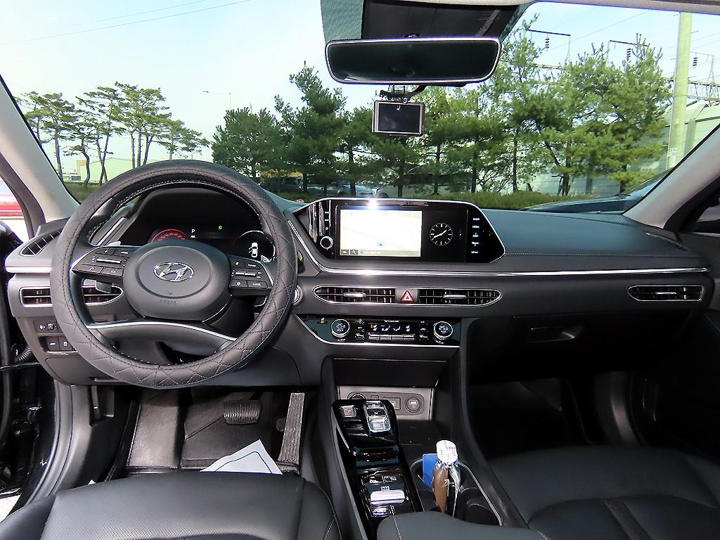 HYUNDAI Sonata - Vista 7