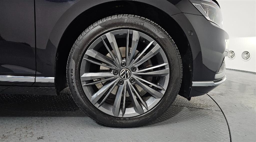 Volkswagen Passat - Vista 5