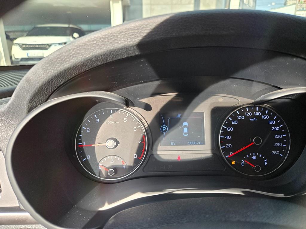 KIA K5 - Vista 8