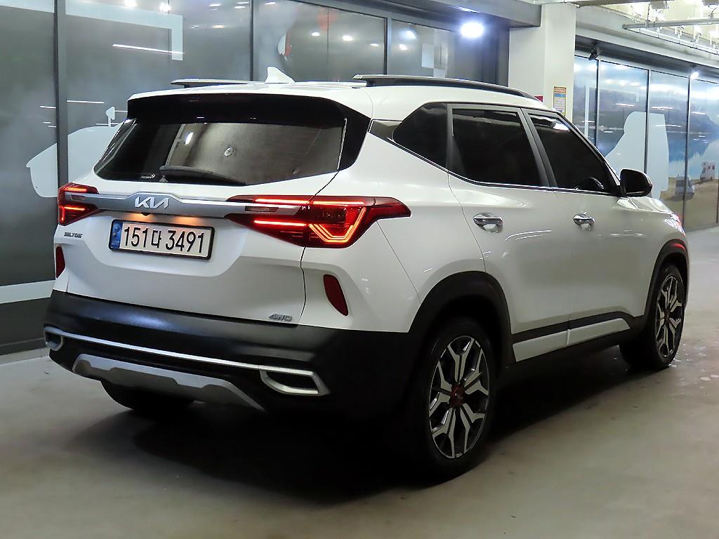 KIA Seltos - Vista 4