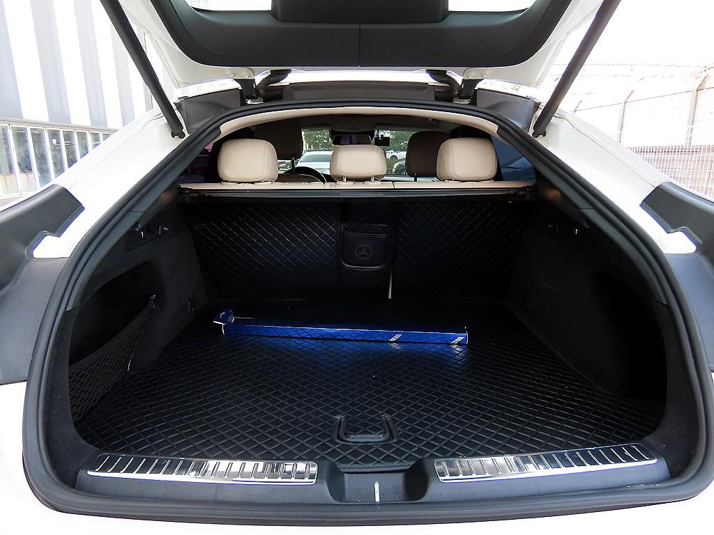 Mercedes Benz GLC Class 2018 Blanco - Importación desde Corea - HF Imports Iquique - Foto 16