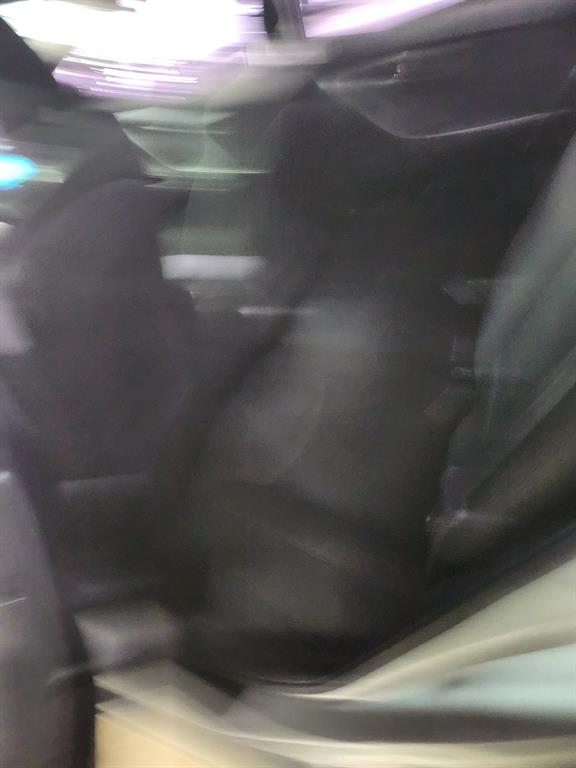 HYUNDAI Avante - Vista 9