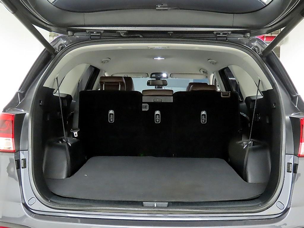KIA Sorento - Vista 5