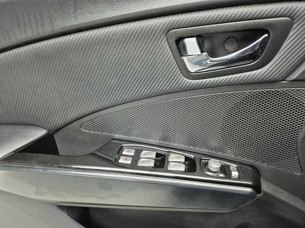 Ssangyong Tivoli 2016 Azul - Importación desde Corea - HF Imports Iquique - Foto 17