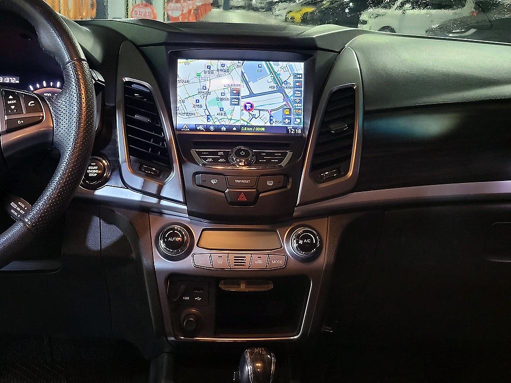 Ssangyong Korando - Vista 11